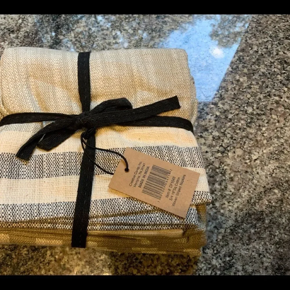 100% Cotton Napkins - NWT Farmhouse charming and trendy beige black